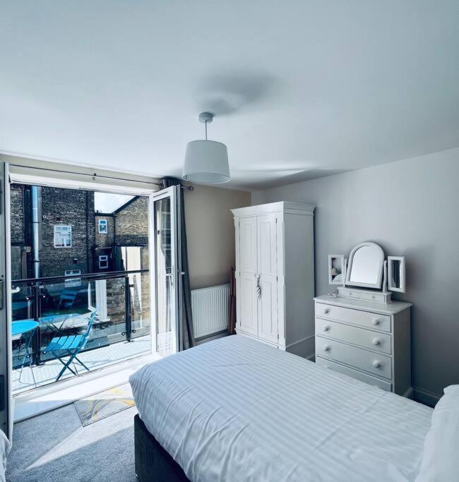 100 Steps To Broadstairs Beach - 2 Bedroom 3 Beds Eksteriør bilde